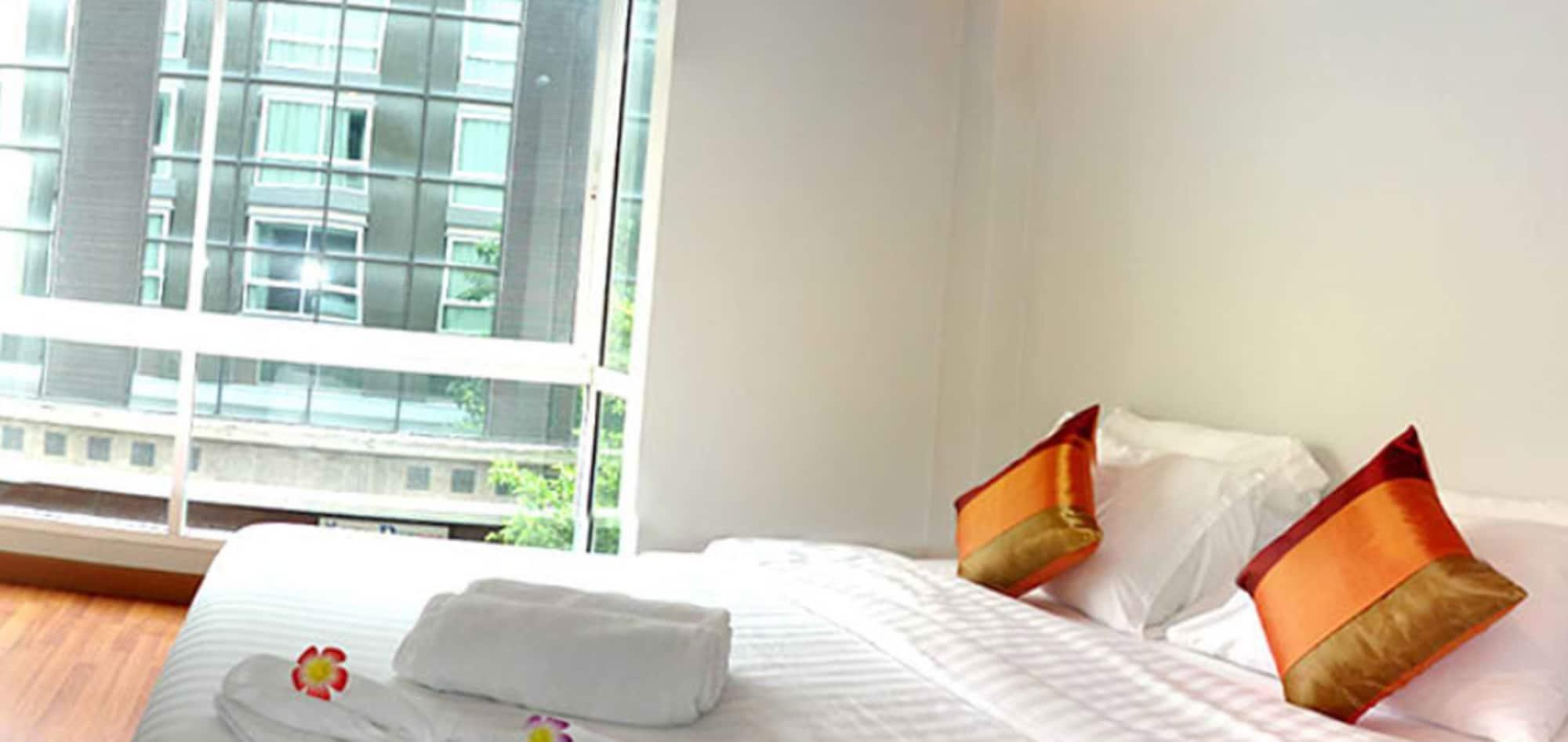 Nantra Sukhumvit 39 Hotel Bangkok Buitenkant foto